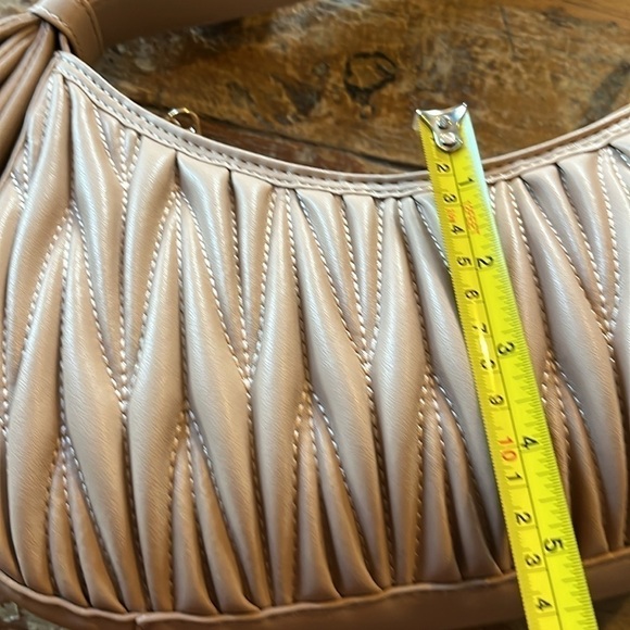 Calin ribbon strap quilted shoulder bag, vegan leather, zip closure, NWT - Picture 8 of 9